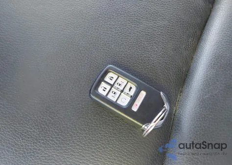 2022 Honda Odyssey Touring из США, поврежденный, VIN 5FNRL6H85NB058948